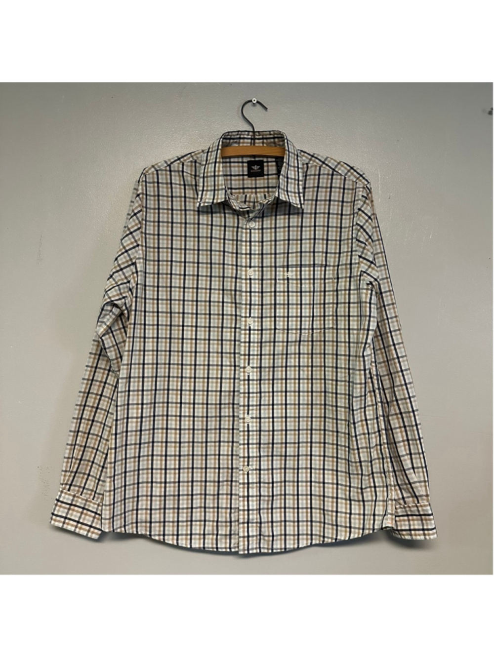 Dockers Casual Button Down Shirt Size Medium White Brown Plaid
